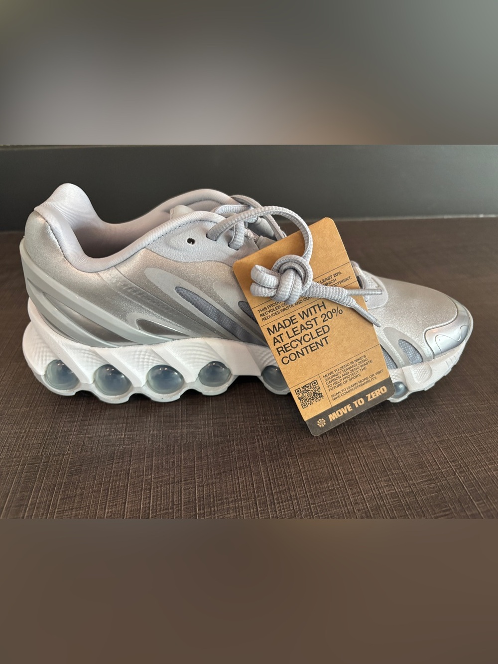 NWT Nike Air Max DN8 Metallic Silver Women’s 7.5 HF5509-001 New in Box